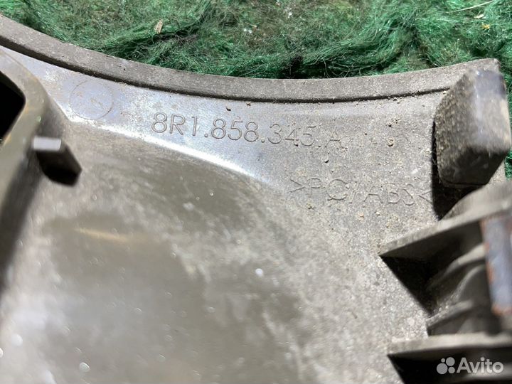 Кожух рулевой колонки audi q5 8r 08-17