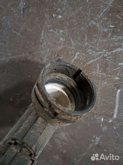 Патрубок охлаждения BMW E53