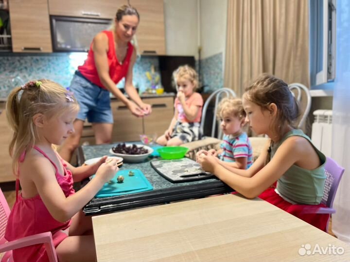 Няня для ребенка