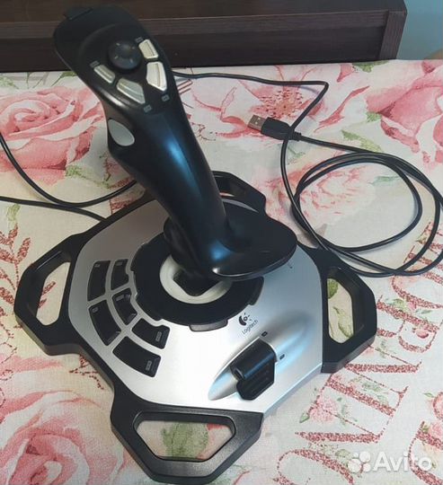 Джойстик Logitech Extreme 3D Pro