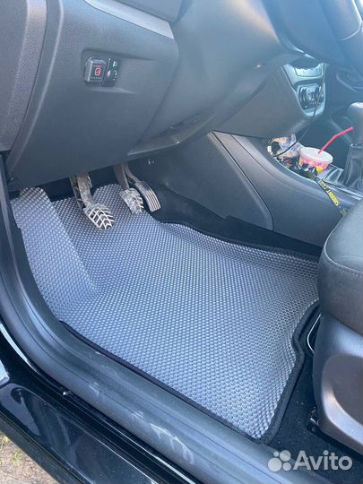 Автоковрики EVA на LADA Vesta