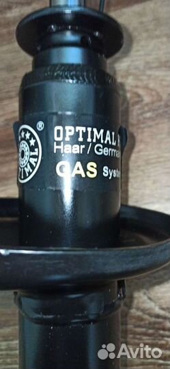 Стойка задняя правая Toyota Avensis (T22)