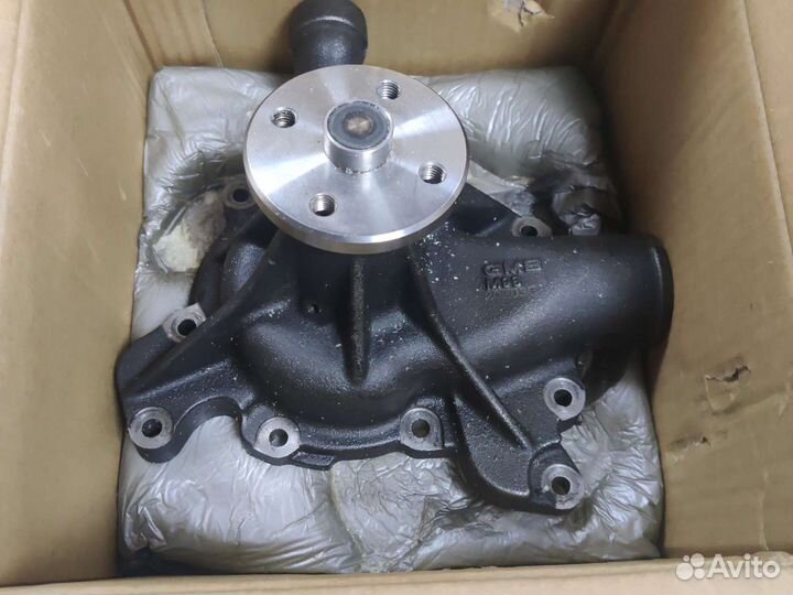 Насос водяной помпа Mitsubishi Fuso 6d16t