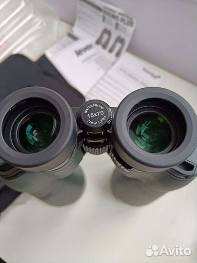 Бинокль Levenhuk Bruno plus 15*70