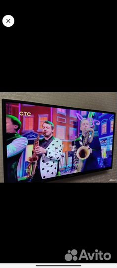 Телевизор SMART tv 32 Starwind