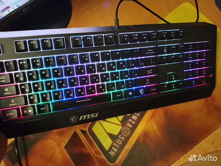Игровая клавиатура msi Vigor GK20
