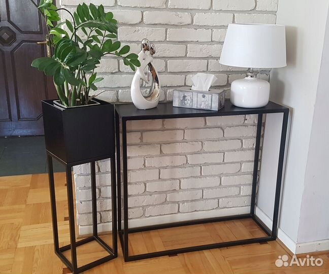 Консоль в стиле лофт