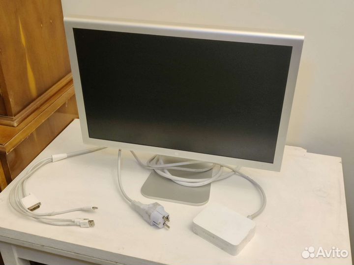 Apple Cinema Display 20