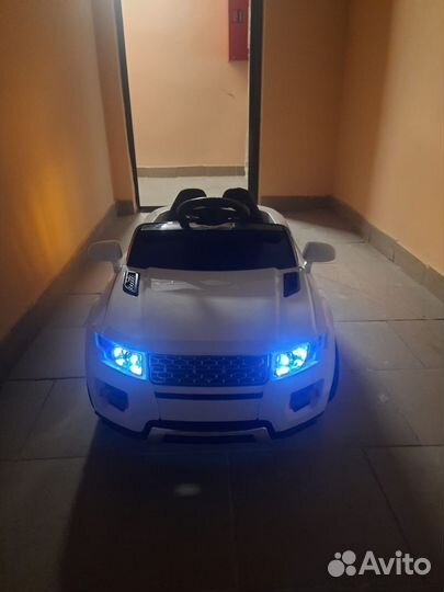 Детский электромобиль