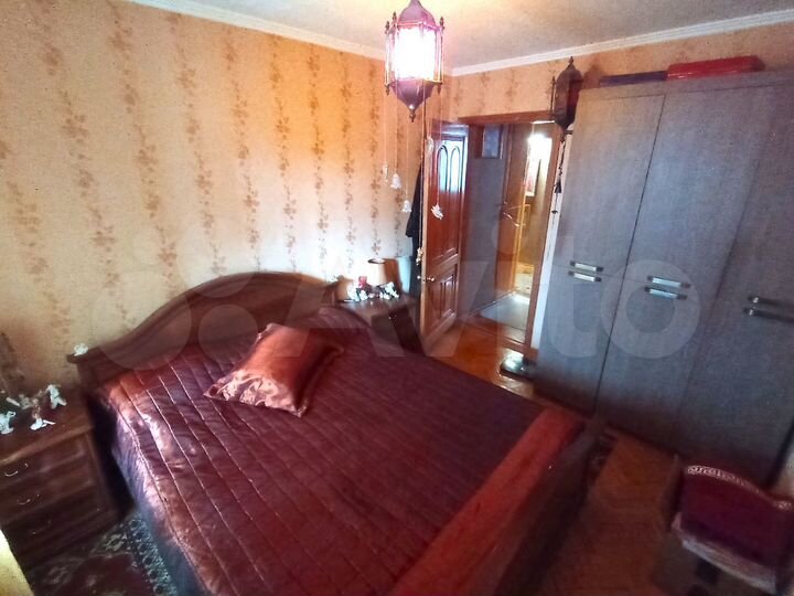 3-к. квартира, 72 м², 2/12 эт.