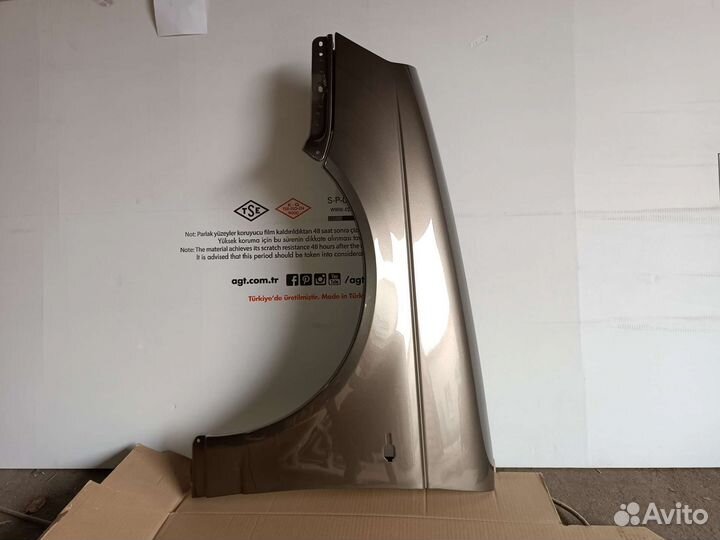 Крыло переднее левое приора цвет кориандр