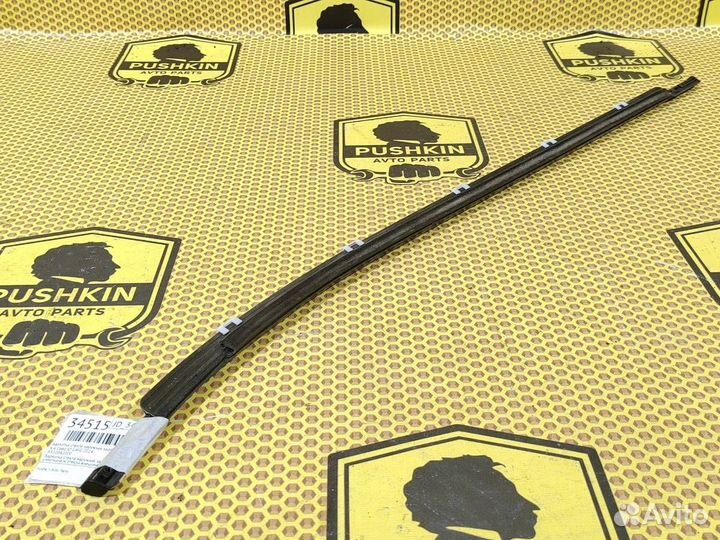 Бархотка стекла наружная задняя правая Kia Ceed JD