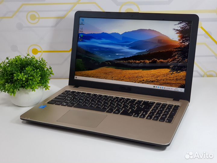 Игровой Ноутбук Asus 8Gb, SSD 256Gb, GeForce 920M