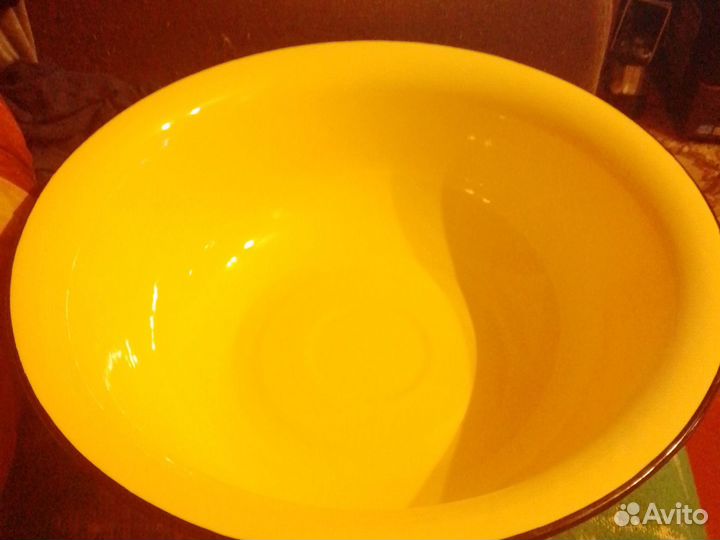 Эмалированный таз