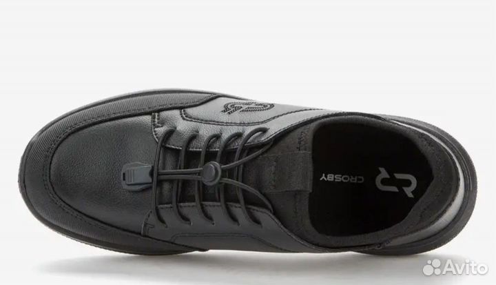 Новые Школьные туфли 35,36 размер