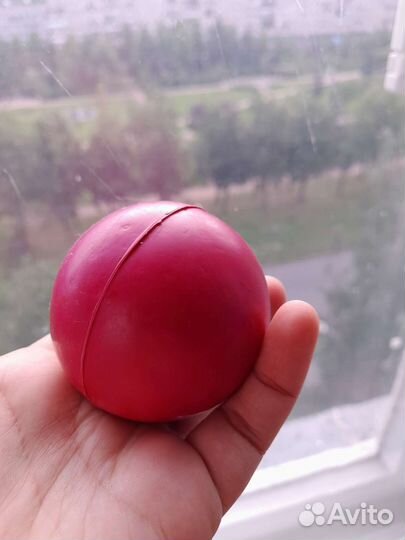 Мячик литой для собак мало бу