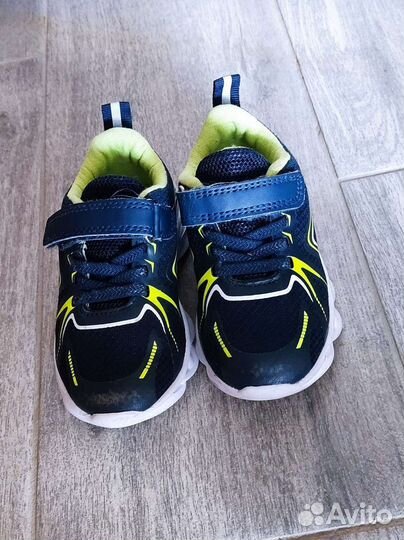 Кроссовки для мальчика