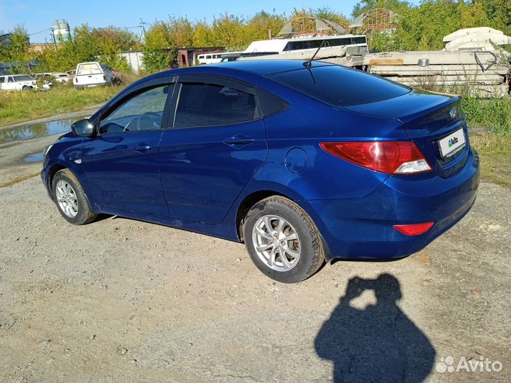 Hyundai Solaris 1.6 AT, 2011, 230 000 км
