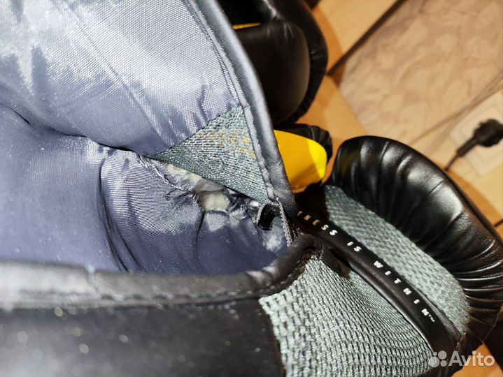 Боксерские перчатки Everlast 14 oz