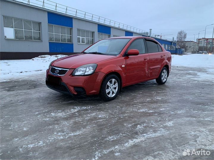 Kia Rio 1.4 МТ, 2009, битый, 170 000 км