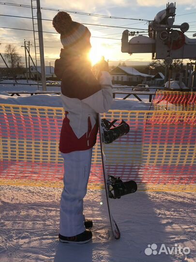 Куртка для сноуборда женская 42-44