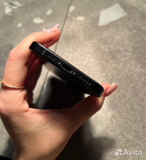 iPhone 15, 128 ГБ