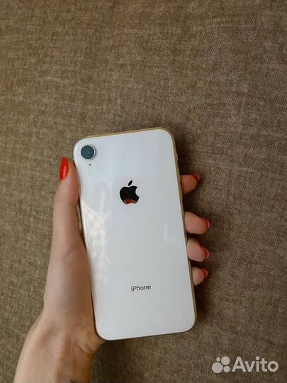 iPhone Xr, 64 ГБ