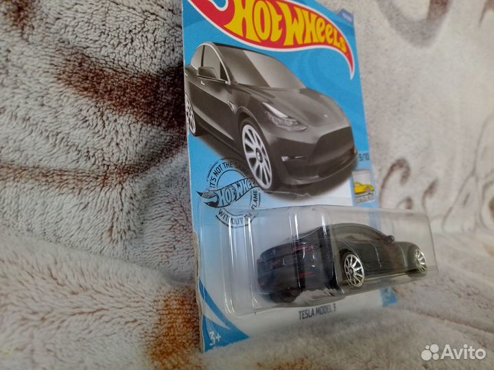 Hot Wheels - Tesla Model 3 - Хот Вилс