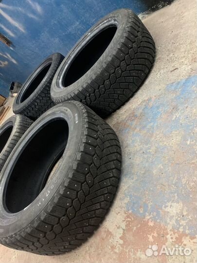 Gislaved Nord Frost 200 225/50 R17