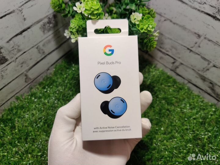 Google Pixel Buds Pro Bay