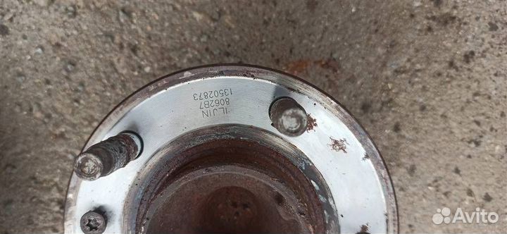 Ступица задняя Opel Astra J GTC