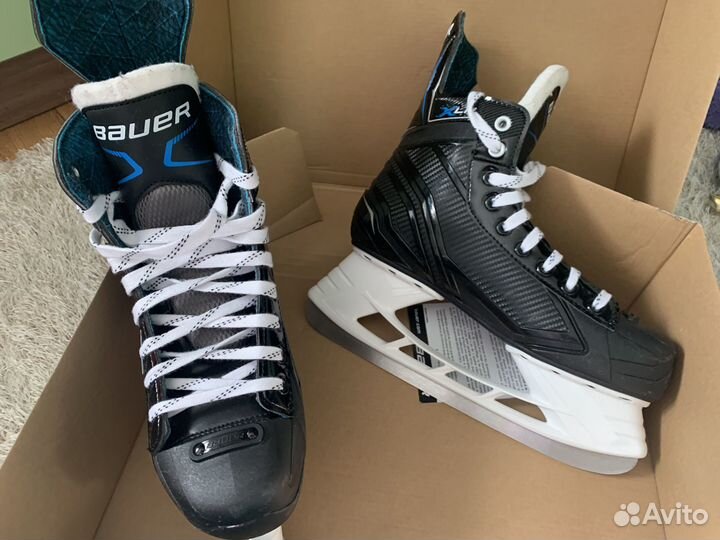 Хоккейные коньки Bauer 8