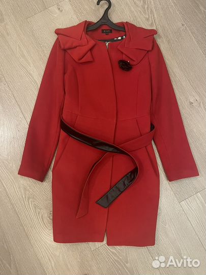 Пальто женское 42 размер