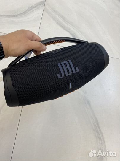 Колонка jbl boombox 3