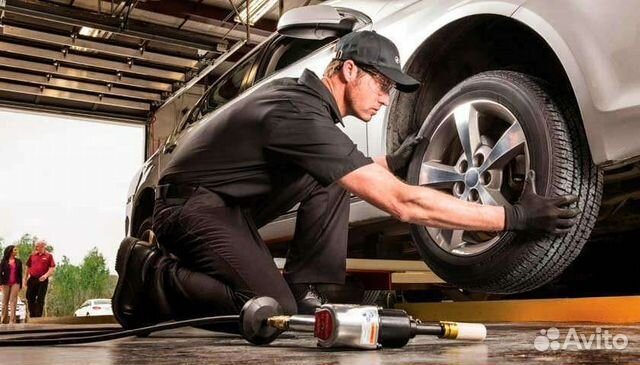 Шиномонтажник