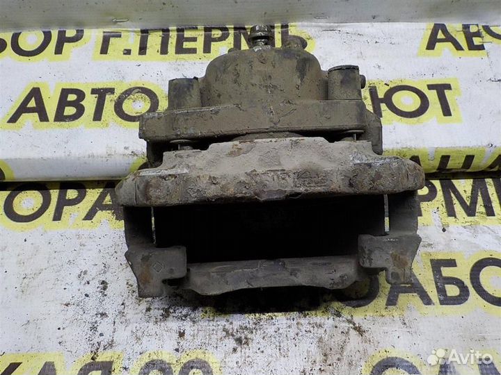 Суппорт передний правый Opel Vectra C 2002-2008