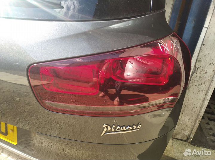 Фонарь задний Citroen C4 picasso