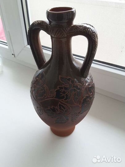 Глиняный кувшин