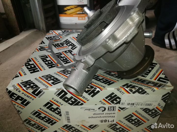 Помпа водяной насос Hepu на SsangYong