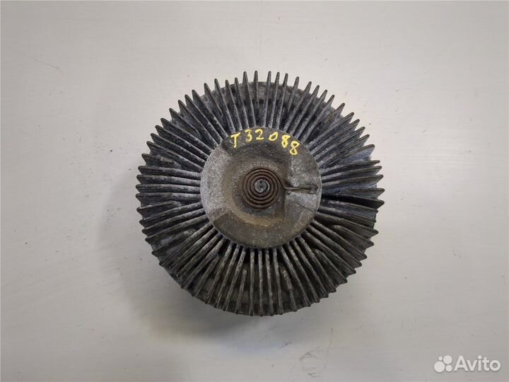 Муфта вентилятора Jeep Liberty, 2004