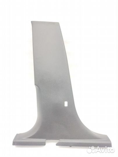 Обшивка центральной стойки левая Skoda Octavia A5