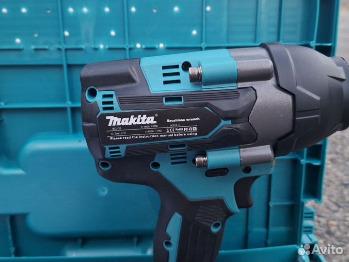 Гайковерт ударный аккумуляторный makita