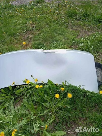 Крышка багажника на volkswagen polo