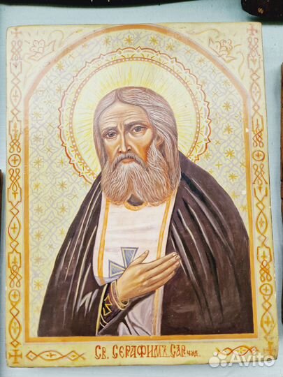 Старинные иконы, киоты, доски, лампады, утварь 19в