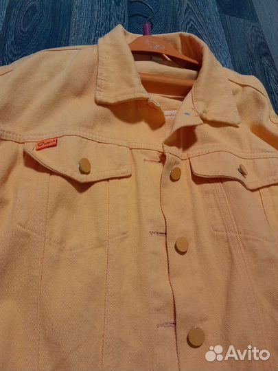 Джинсовая куртка