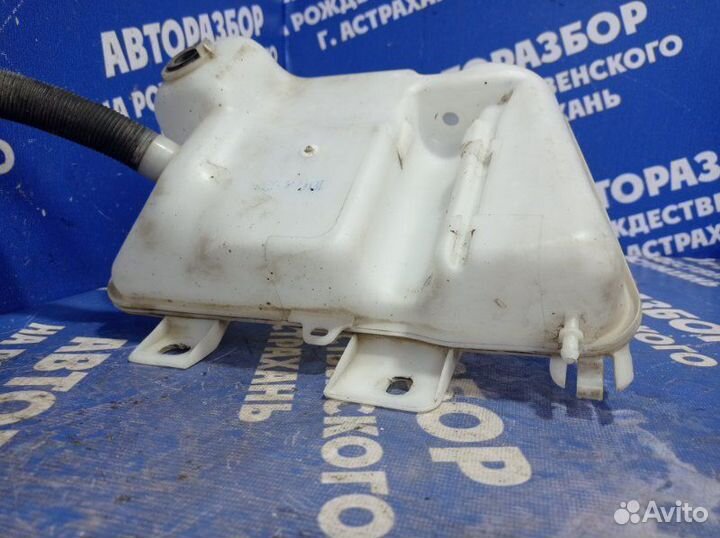 Бачок омывателя Bmw E39 седан M52B20 2000