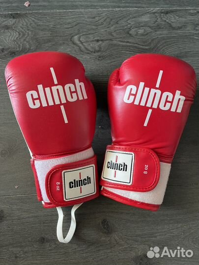 Боксерские перчатки 8 oz