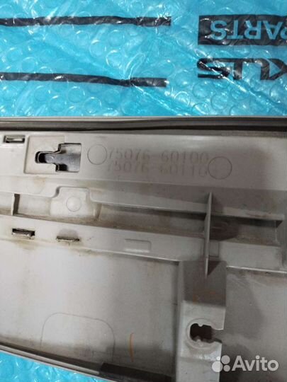 Молдинг двери Lexus Lx 570 задний левый рестаил