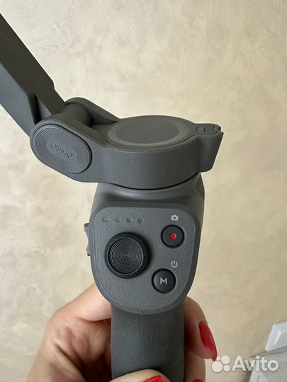 Стабилизатор для съемки DJI Osmo 3