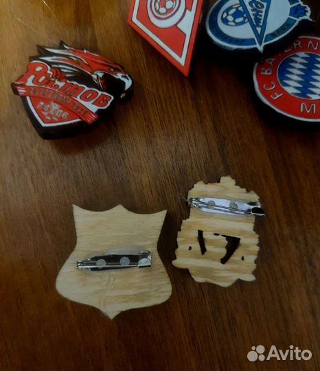 Значки футбольных клубов